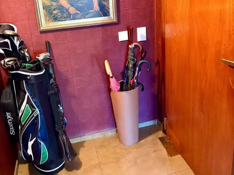 Barrancas de Belgrano piso cuatro ambientes, dependencia, cochera y baulera