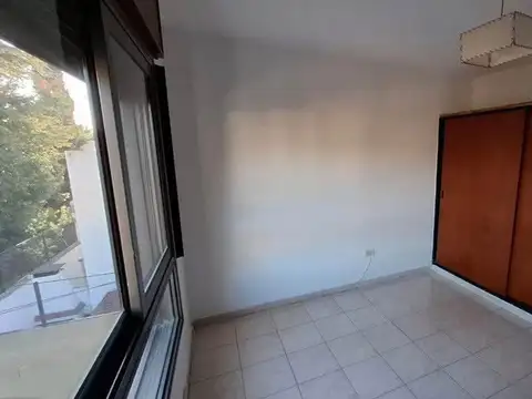 VENTA -Departamento 2 Dormitorios con Balcón en Villa Carloz