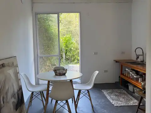 Casa en Alquiler con 1 cochera
