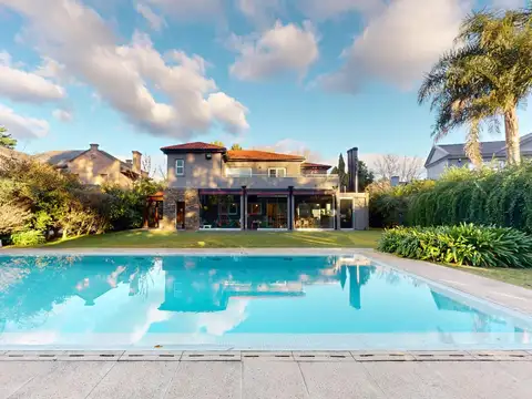 Casa en Venta en Abril Club De Campo, Countries y Barrios Cerrados en Berazategui