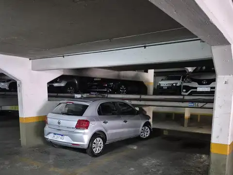 Cochera en Mendoza cdad