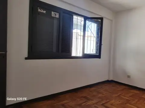 Depto Tipo Casa en Venta 40 años