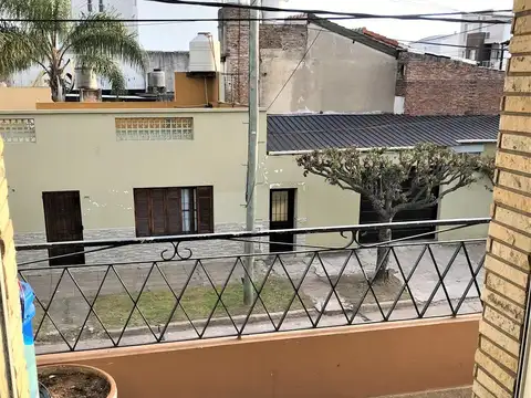 Depto Tipo Casa en Venta al Oeste