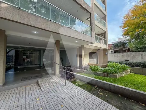 Departamento en Alquiler en Castelar Sur, $ 1.400.000