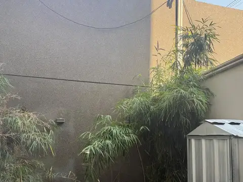 LOCAL   EN PLENO VILLA LURO