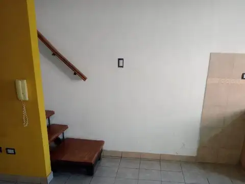 Departamento en Alquiler en Zarate, $ 650.000