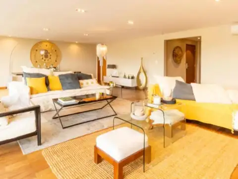 Departamento en Venta con 2 cocheras