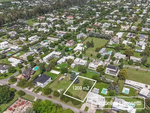 Terreno en Kentucky Club de Campo