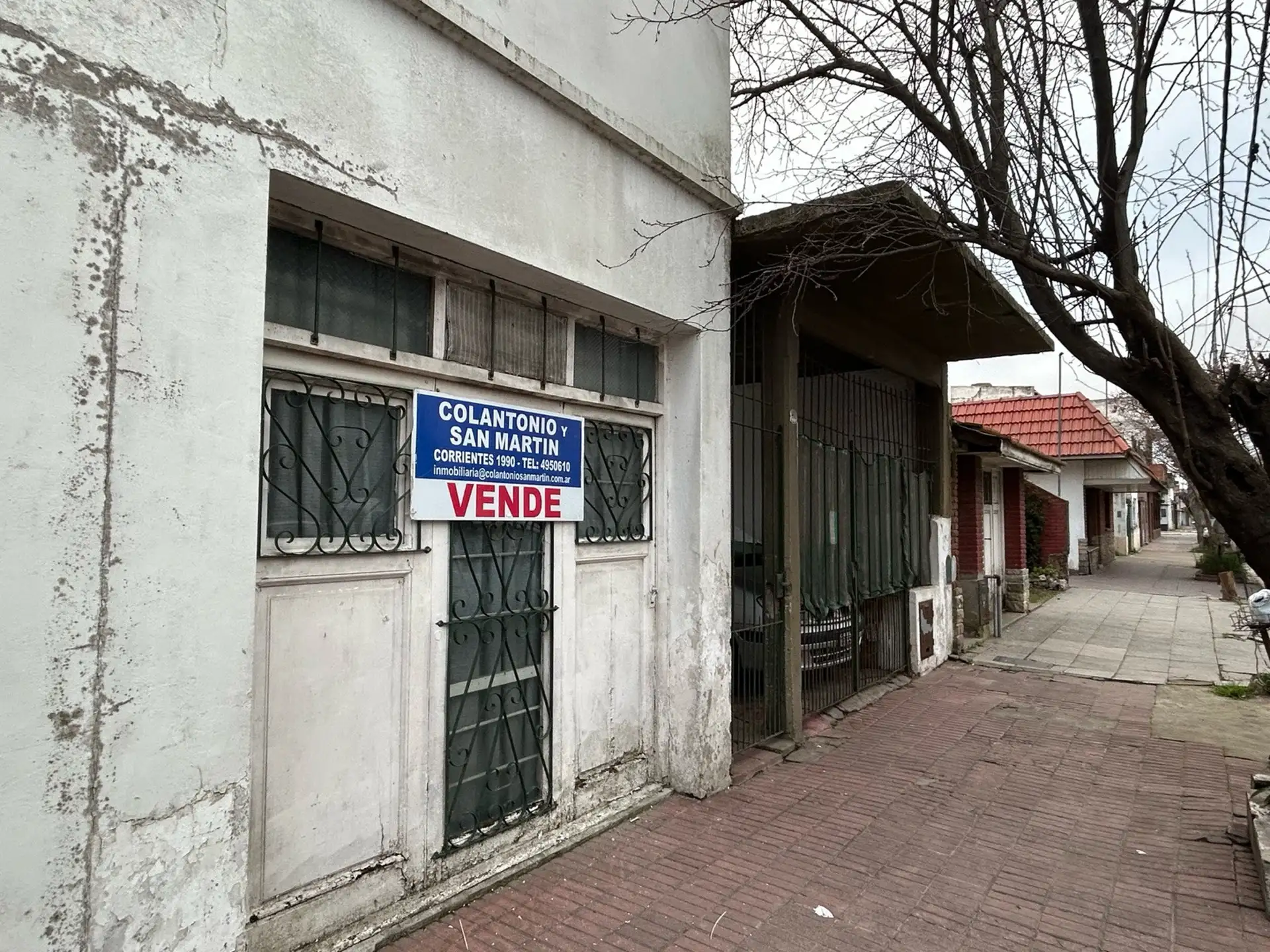 Casa 3 ambientes con departamento