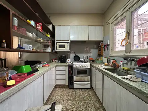 CASA 3 AMBIENTES CON DEPARTAMENTO