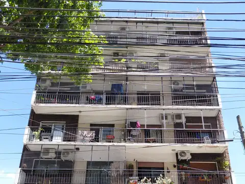 Oficina/Departamento en venta en Olivos