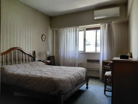 Oficina en Venta al Este