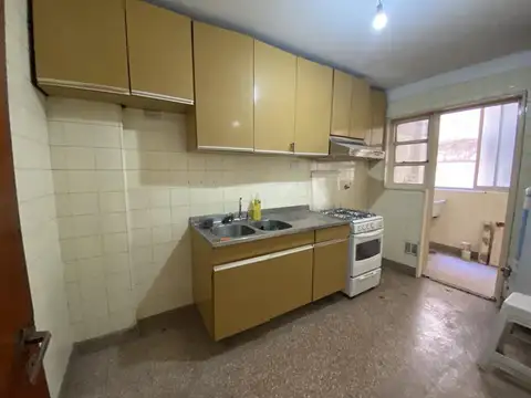Departamento 4 ambientes con 2 baños