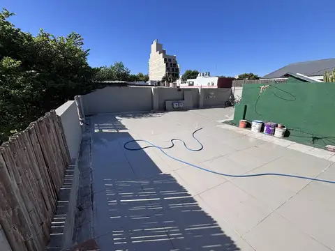 Depto Tipo Casa 4 ambientes con 1 baño