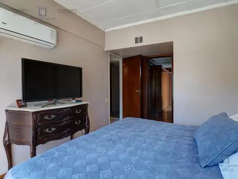 VENTA PH TIPO CASA 5 AMBIENTES CON DEPENDENCIA, ZONA BOEDO