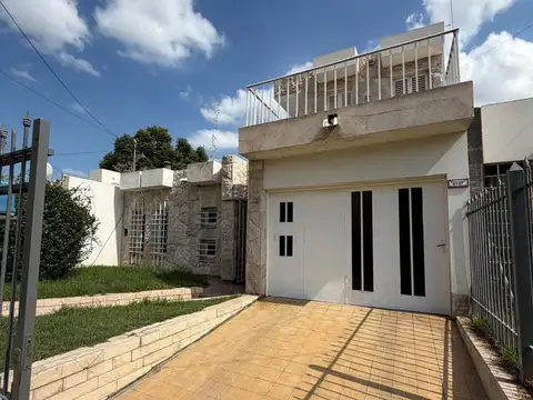 Casa en Venta en Villa Nueva de Guaymallen, Guaymallén