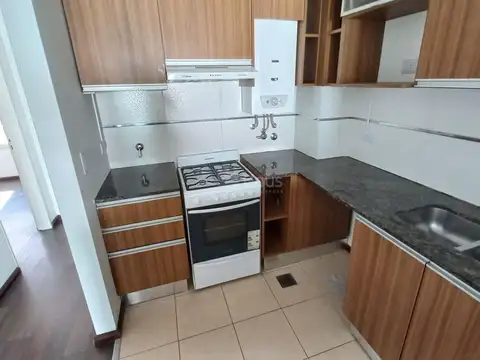Departamento en Alquiler con 1 cocheras