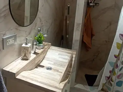Depto Tipo Casa 3 ambientes con 2 baños