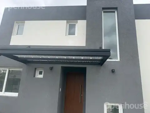 Casa en Alquiler de 4 dormitorios