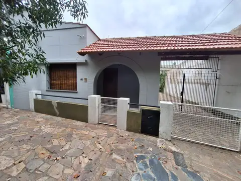 Muy Buena  casa en alquiler en el Dique