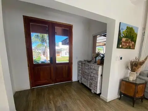 Casa en Alquiler Temporal con 7 cocheras