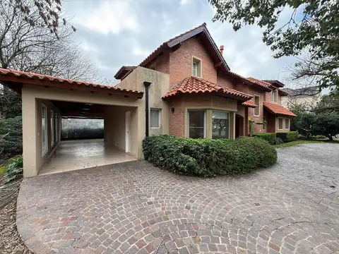 Casa en Venta en Barrio Cerrado Santa Ana