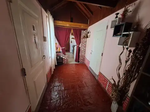 VENTA CASA 3 AMBIENTES COUNTRY RODA GARAGE PARRILLA 2 HABITACIONES JARDIN