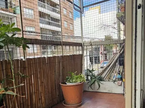 Departamento en Venta en Olivos Vias/Rio, USD 159.000