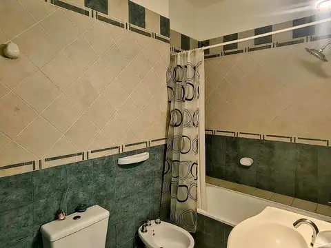 Depto Tipo Casa en Alquiler Temporal 70 años