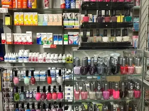 VENTA DE FARMACIA EXCELENTE ZONA VILLA NUEVA