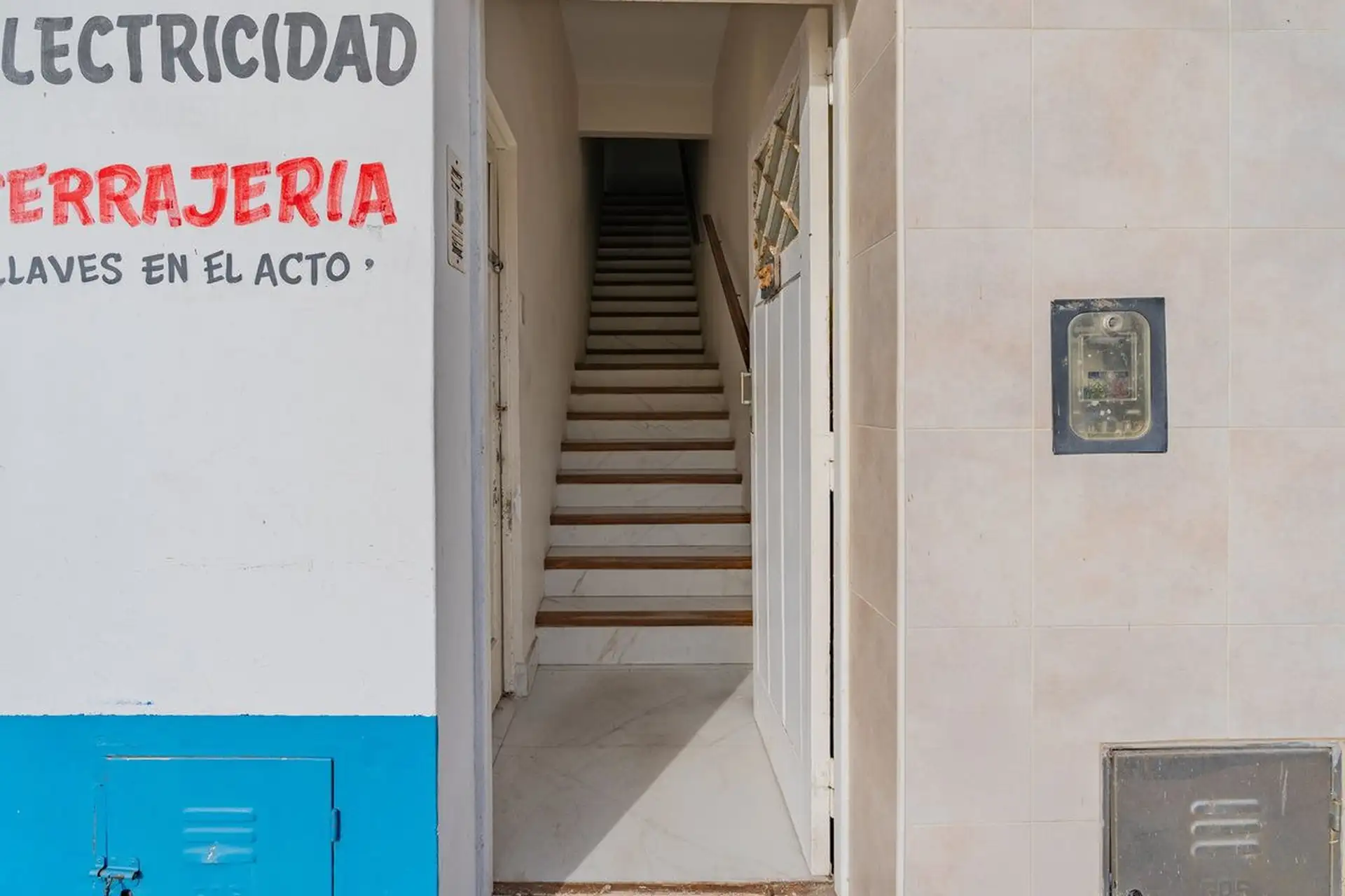 PH 3 amb, 55m² cubiertos y local de 79m² — Punta Mogotes