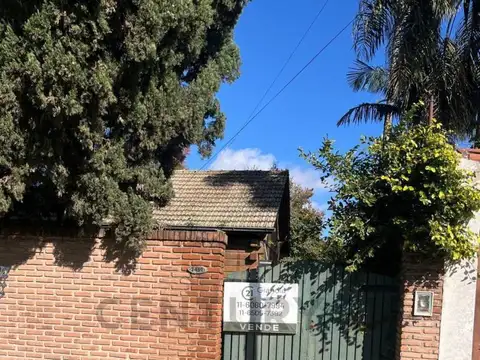 Venta de casa Quinta en Malvinas Argentinas