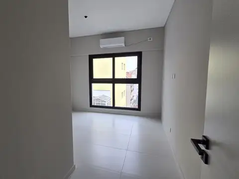 Departamento Cuatro Ambientes Lanús Oeste Centro Venta a Estrenar Edificio de Categoría con Amenities Lanusita