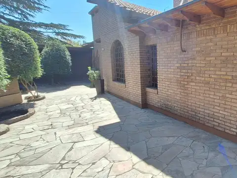 Casa en Venta en Chacras de Coria, USD 255.000