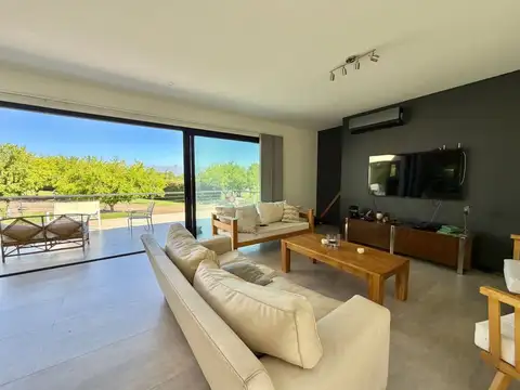 Azcuénaga 2000