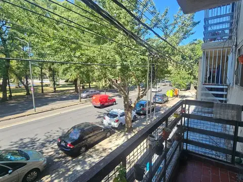 VENTA DE DEPARTAMENTO 2 DORMITORIOS CON BALCON