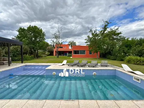 Casa en Altos del Chateau