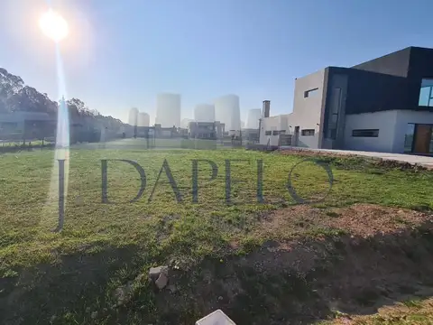 Terreno en Venta 20  mts Frente