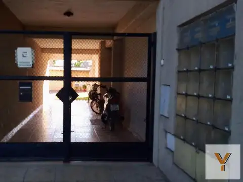 PH en venta - 1 Dormitorio 1 Baño - Saladillo