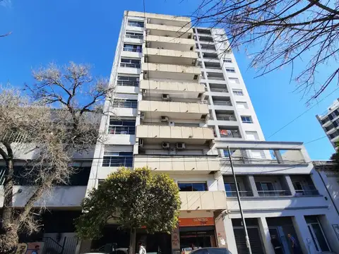 Calle 2 633 , Piso 8