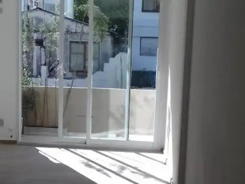 Fernan Felix De Amador 1500, Piso 2