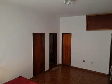 Casa en Venta en Temperley, USD 110.000