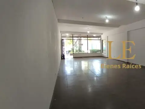 ALQUILER LOCAL COMERCIAL EN PILAR CENTRO