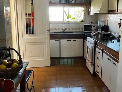 CASA EN VENTA - MERLO