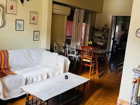 Casa 4 ambientes con 1 baño