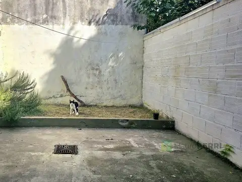Depto Tipo Casa en Venta en La Plata, USD 52.000