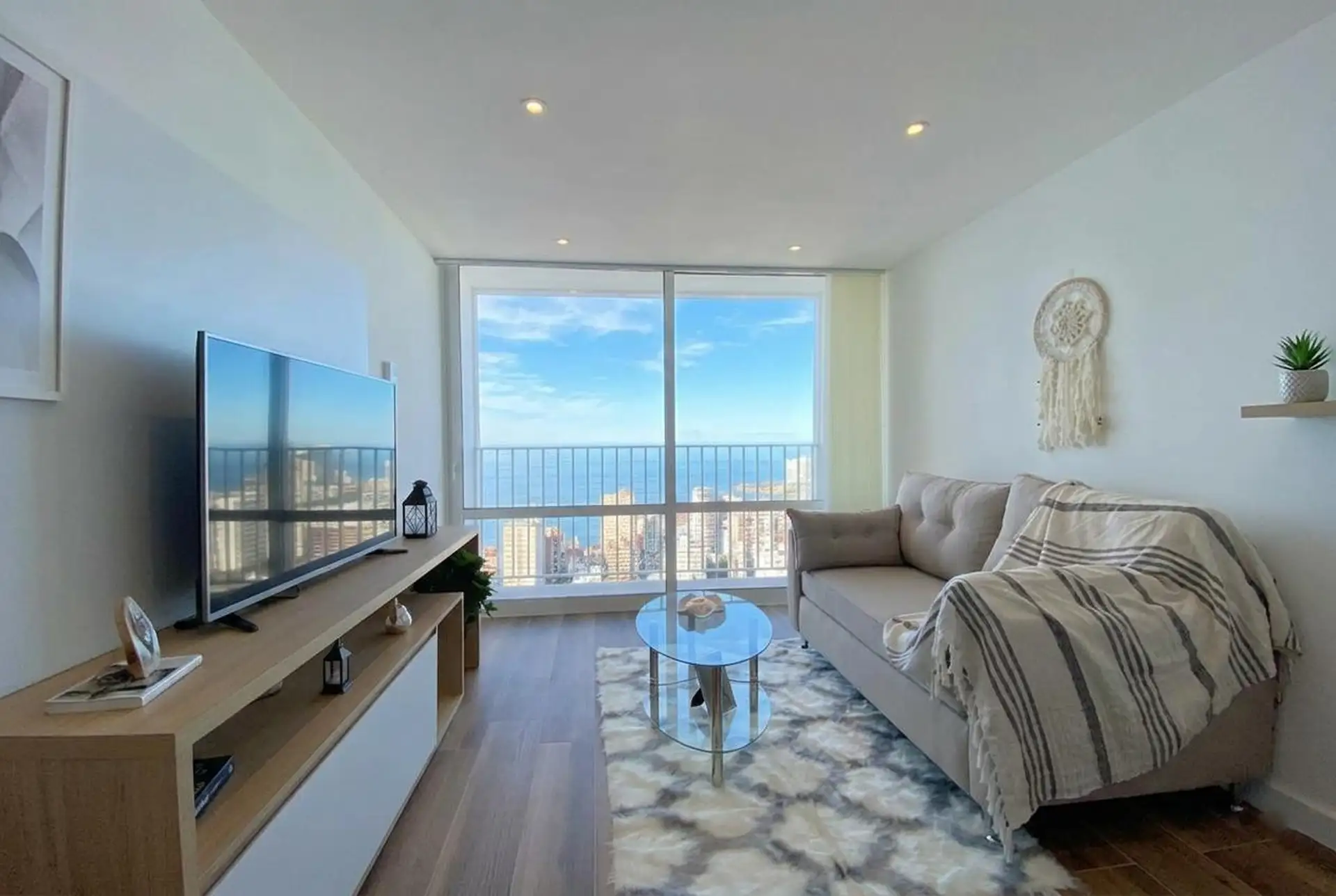 Depto 2 amb, 37m² con balcón y vista al mar — Torreon