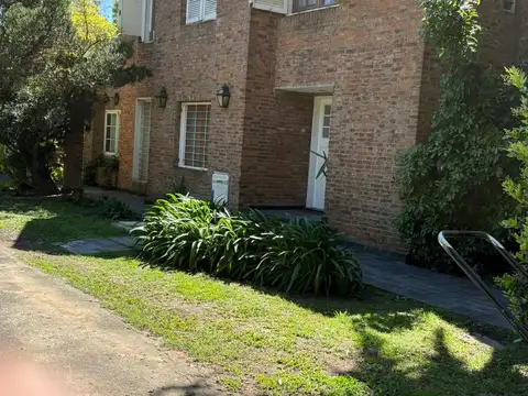 Juan José Paso 8700