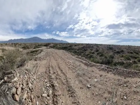 Terreno  de 3400 m2 en venta en las compuertas