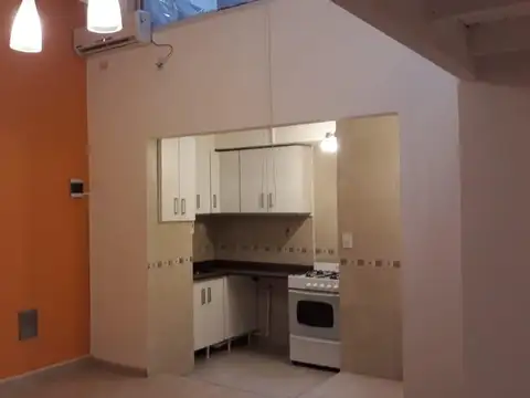 Departamento monoambiente / oficina en alquiler en Brandsen al 1600 Barracas CABA